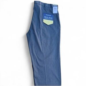 HAGGAR Classic Fit Iron Free Khakis in Gray